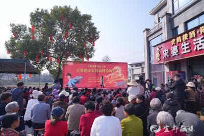 农民当主角，村晚乐翻天