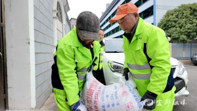 备足“粮草”迎寒潮 宜都城发东风环境筑牢保畅防线
