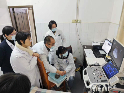 魔芋豆腐当教具！宜都市医共体“土洋结合”练超声  