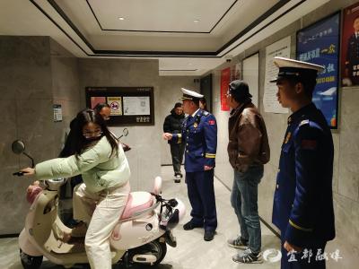 宜都消防开展高层建筑及住宅小区消防夜查