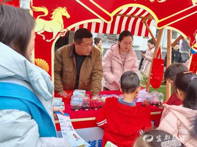 “法治年货”迎新春 普法宣传“不打烊”