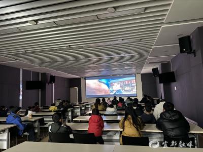 市图书馆开启寒假“观影季”