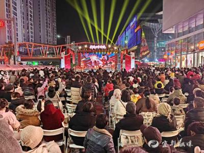 宜都新春灯会璀璨开启，民星村晚演绎乡土幸福味