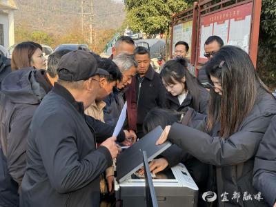 清泉进村“零距离” 服务直达“润民心”