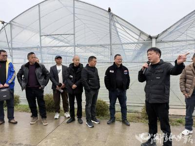 【湖北日报】课堂“搬”进产业链