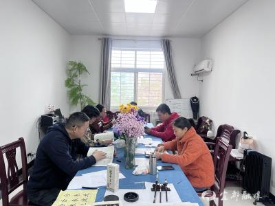 阅读微光伴同行