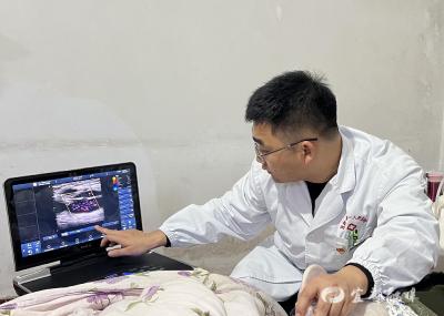 【荆楚网】精准救治 + 上门随访 宜都医护用 “无缝服务”守护八旬奶奶