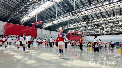 国悦府幼儿园：趣味运动会练体能展自我