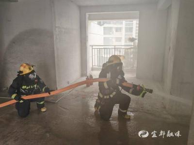 高层“火情”突发！多部门协同上演极速救援