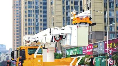 【三峡日报】推进智能场景应用，提升产业发展和民生体验——机器人为美好生活赋能