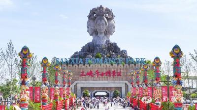 这可能是宜都三峡千古情最“神秘”的男人……