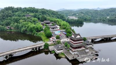 第二届清江湿地欢乐跑暨世界环境日主题活动举办