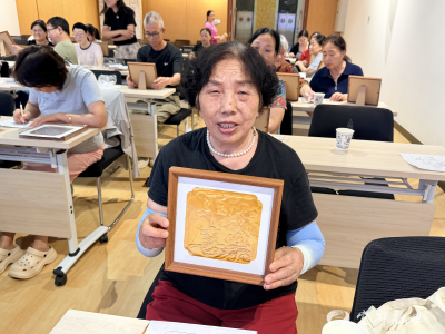 巧手制锡艺 文脉永相传