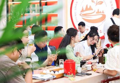 正山堂·巴东红参展第13届武汉国际茶产业博览会 