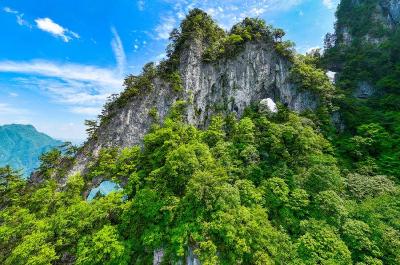 惊叹！巴东小神农架的鬼斧神工之美！