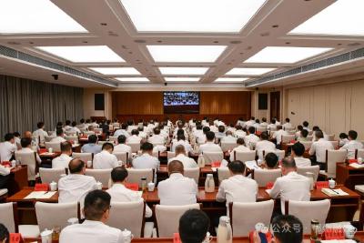 学习贯彻党的二十届三中全会精神中央宣讲团湖北报告会举行