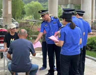 【临空】倡导文明祭祀  寄托哀思念故亲