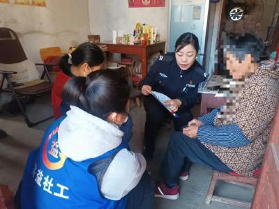 社工入户送“平安” 禁毒宣传“零距离”