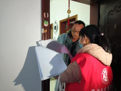 华容区“十佳网格员”戴彩利：“网”住居民心 “晓”尽格中事