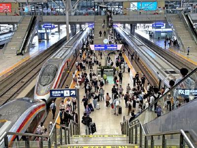 五一假期首日，湖北多地景区火爆，武汉入围国内十大热门目的地
