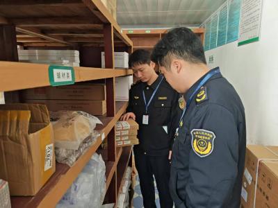 市市场监管综合执法支队开展全市医疗器械集中执法检查行动