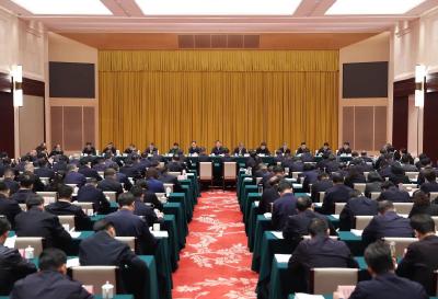 王忠林主持召开省委常委会（扩大）会议暨市州党委书记座谈会 坚定信心决战决胜全面完成全年经济社会发展目标任务李殿勋孙伟诸葛宇杰出席 