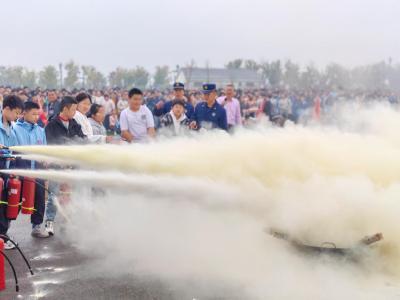 筑牢校园“防火墙”  —— 武汉新城未来学校开展消防应急演练