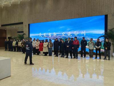 以练筑防 护航平安 鄂州市城市展示馆开展冬季消防演练