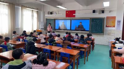 安全护航成长 知识筑牢防线——庙岭镇红莲湖第一小学组织观看鄂州防电诈禁毒直播