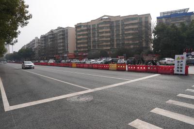 江碧路改造取得关键进展 东半幅已正式开放通车