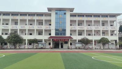 花湖镇刘钊小学顺利开学