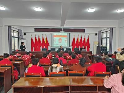 “红纸剪红史·茶馆话初心”——新庙镇沙塘村剪纸传承班启动仪式暨剪纸体验活动圆满举行