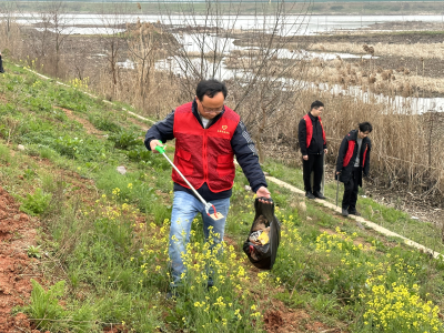 志愿学雷锋 同心护湿地——鄂州市湿地保护中心组织志愿活动共护湿地家园