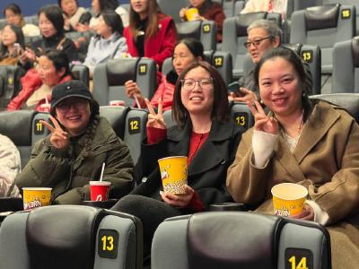 "三尺"赛道绽芳华 飞驰人生敬巾帼——武汉新城未来学校开展迎“三八”《飞驰人生3》主题观影活动