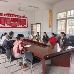 花湖镇刘钊小学举办食堂开放日活动