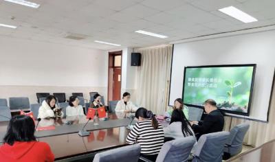 明厨亮灶迎家长 食安共建共治护童心 ——红莲湖第一小学食堂开放日活动圆满举行