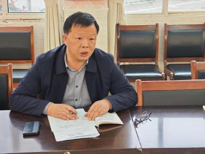 家校携手 共筑舌尖上的安全防线 ——鄂州四中举办食堂开放日活动