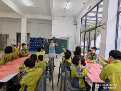 当语文与节气相遇 当写作与美食相拥——花湖实验学校“快乐包青团”跨学科实践习作课很吃香
