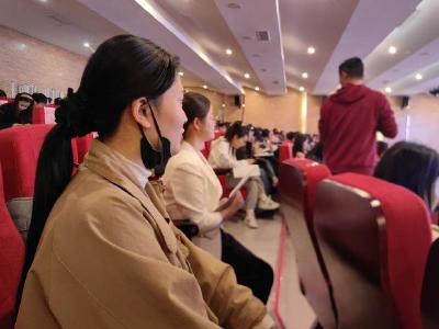 协同共育提素养 特色建班育新人——市明塘小学亮相光谷、鄂州德育共同体德育工作推进会