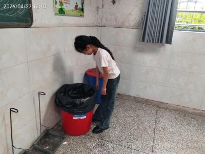 以演筑防 守护舌尖安全——杨叶镇团山小学开展“校园餐”突发事件应急演练