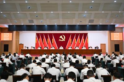 孙兵在全市区乡领导班子换届工作会议上强调 选出好干部　配出好班子　扎实做好换届各项工作　为加快建设“两区一枢纽”提供坚强组织保证