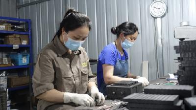 德耀鄂州·模范作表率 | 陈细露：指尖磨出匠心 锯片照亮人生