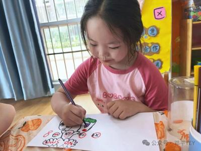 无烟“童”行 守护呼吸——葛店经开区邓平社区幼儿园开展世界无烟日主题活动
