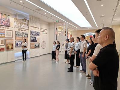 以案为鉴敲警钟 廉洁修身守初心——市自然资源保护利用中心与市城市展示馆联合开展廉政警示教育活动