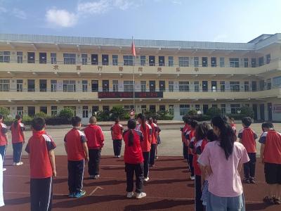端午传情 家国同兴——西山街道塘角头小学开展端午主题实践活动