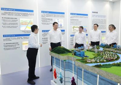 关志鸥走访调研中科院在汉科研机构 发挥科技创新策源功能 促进研发成果高效转化 凝聚共建武汉区域科技创新中心的强大合力 