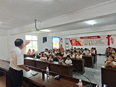 “鄂州也有走过长征的人！”这堂红色课，孩子们入了神