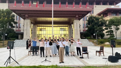 荆门市委党校：举办草坪音乐会 增强学员凝聚力