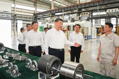 新华图讯丨习近平在河南洛阳市考察调研