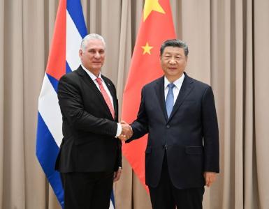 习近平会见古巴国家主席迪亚斯-卡内尔